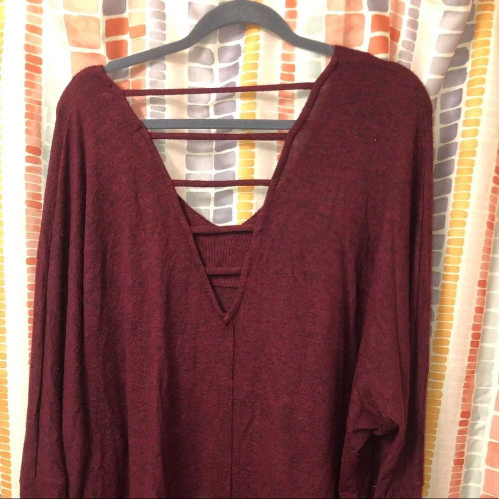 Maroon Long-sleeve Tunic Top with Vneck & Strap Detail on Back, Size 3X - Picture 2 of 9